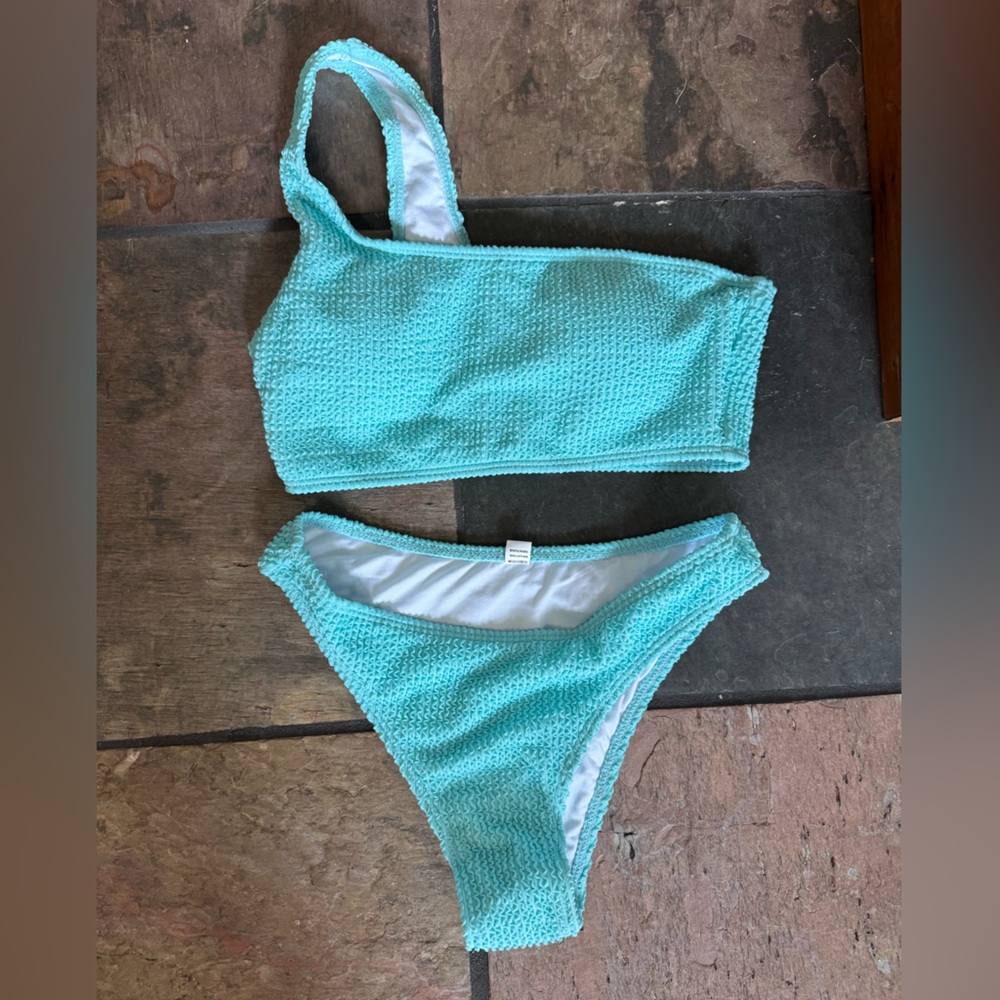 Aqua Textured Women's Bikini Set